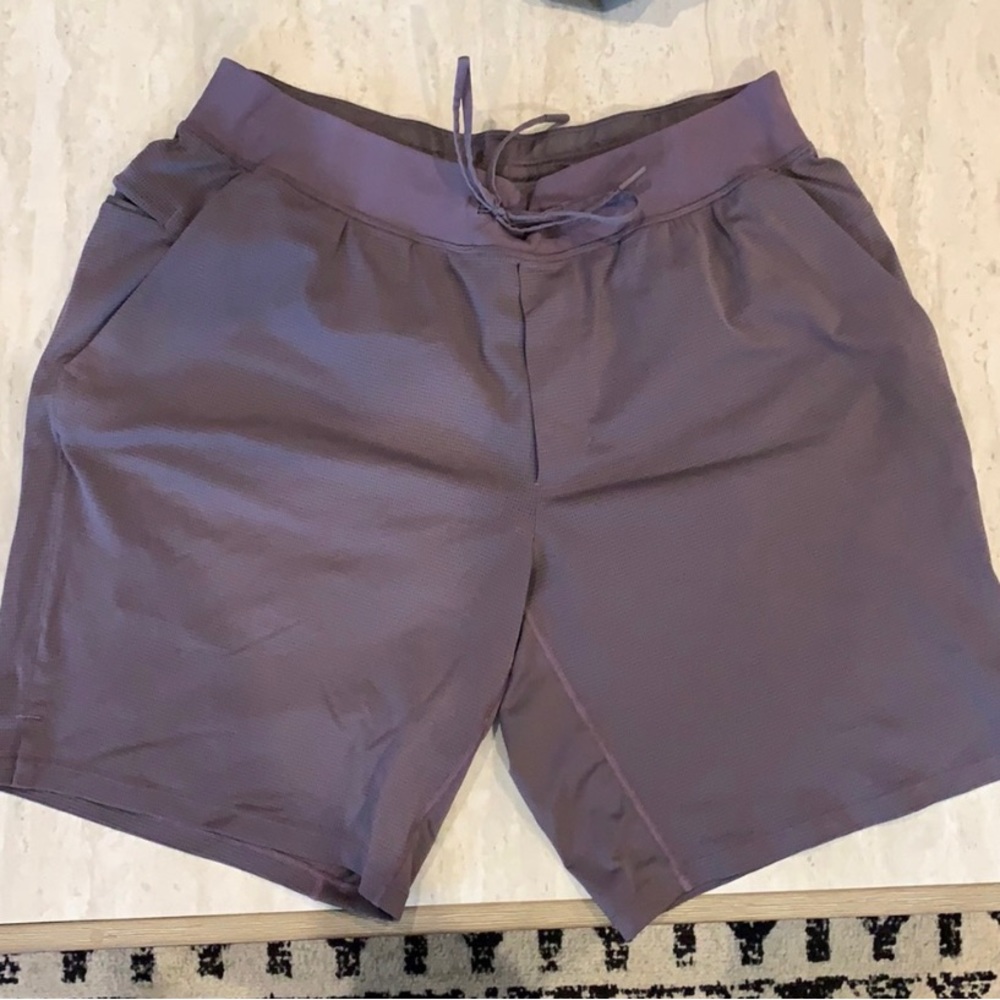 Lululemon Shorts XL